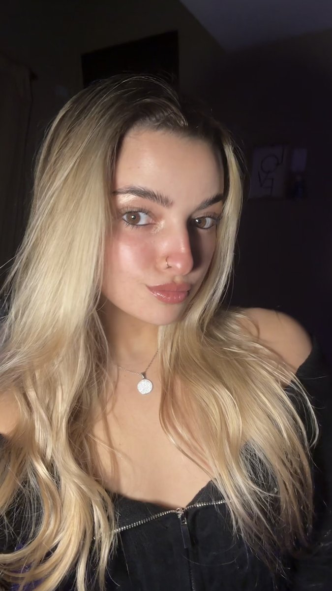 1 like = 1 photo 
1 commentaire = 1 vidéo 
1 RT = mon snap