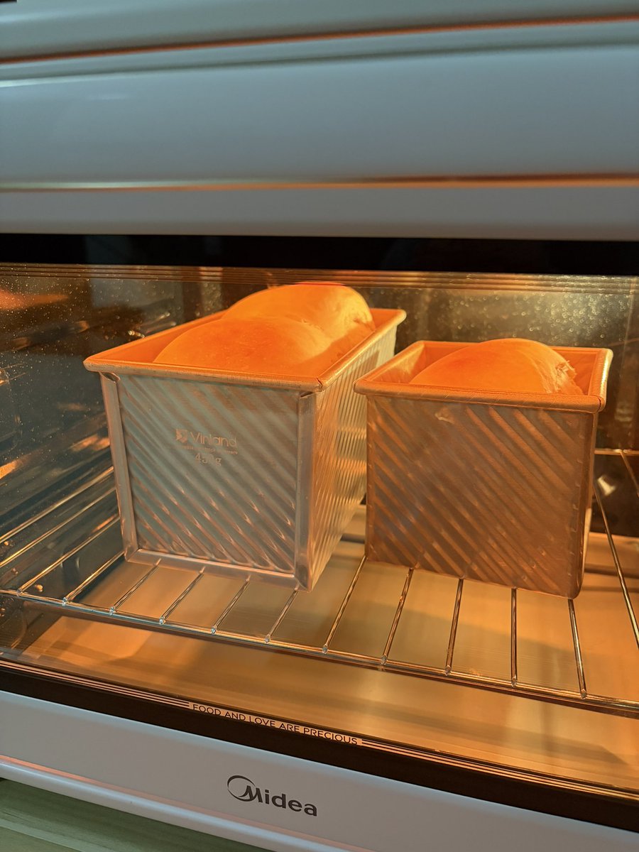 偷偷做饭然后惊艳所有人 tweet media