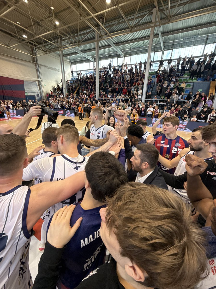 KingWilki tweet media