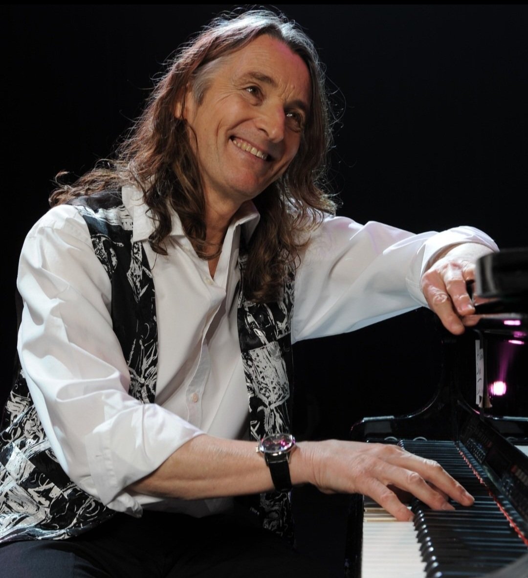 Monica 💙🌻🏳️‍🌈 tweet media