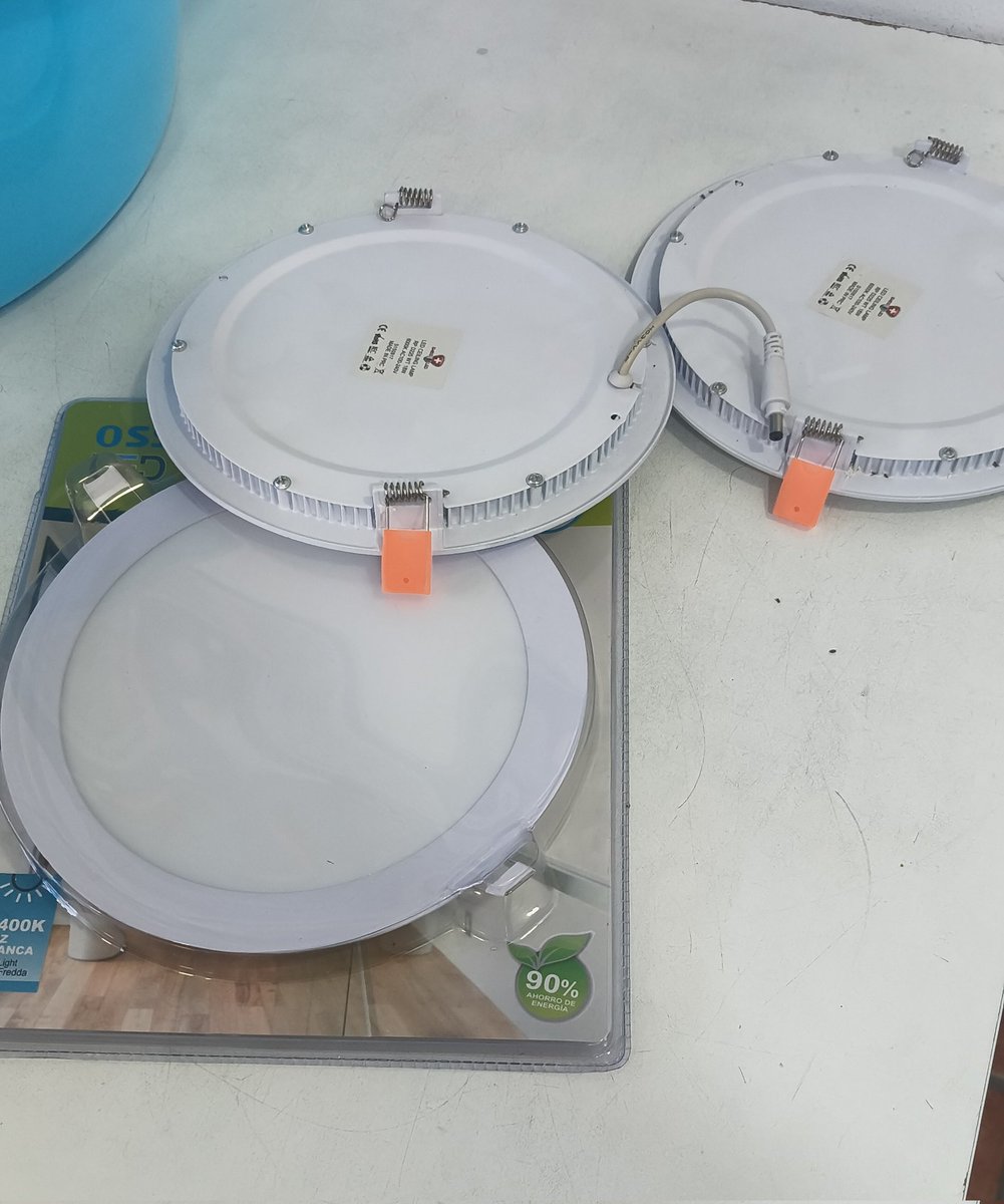 (*)Alex(*) tweet media