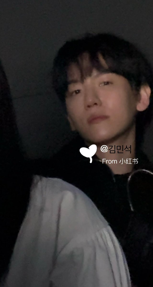 Whitebaek_ tweet media