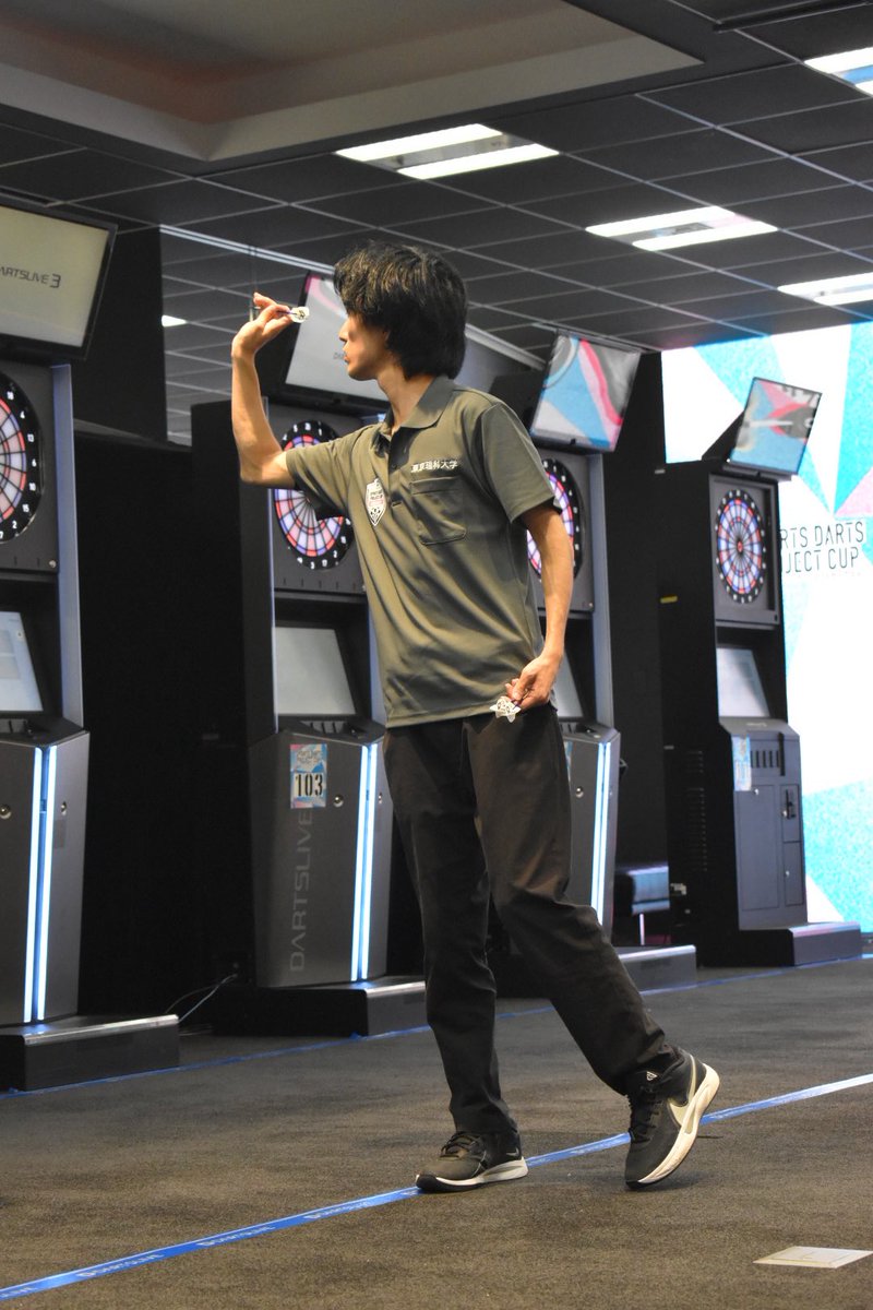 futakunfutakun's tweet photo. 力石最後の大会が終わりました。
東京理科大学は準優勝でした。
決勝戦本当に不甲斐ないダーツをしてしまって悔しいですが、それでもチームで決勝まで来れたことを誇りに思います。
自分が形にしたいと言い続けた大学対抗戦。
ダーツライブと全てのスタッフさんに感謝です。ありがとうございました！ https://t.co/g1fdtqgkxP