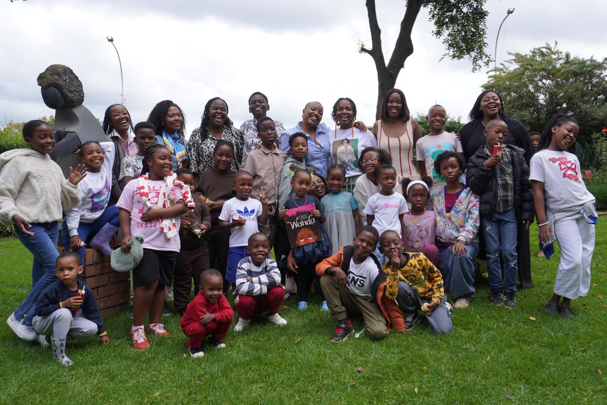 NelsonMandela tweet media