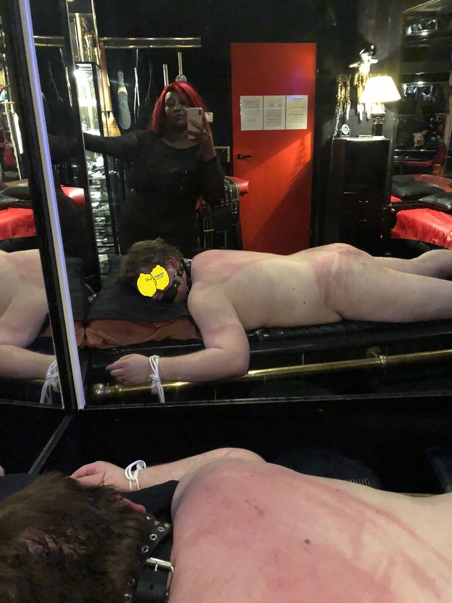 Madame Caramel her Joris tweet media