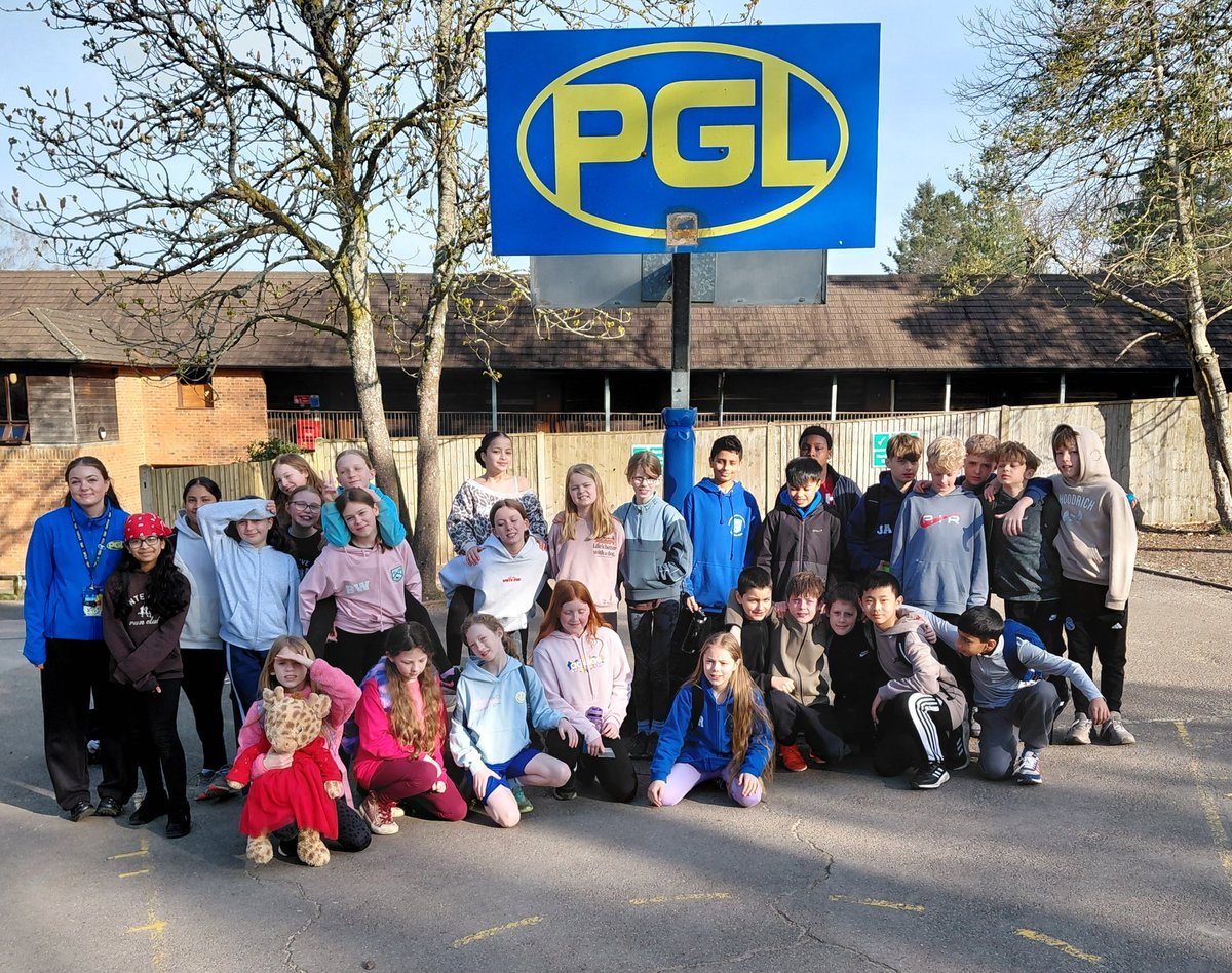 Crowthorne C of E tweet media