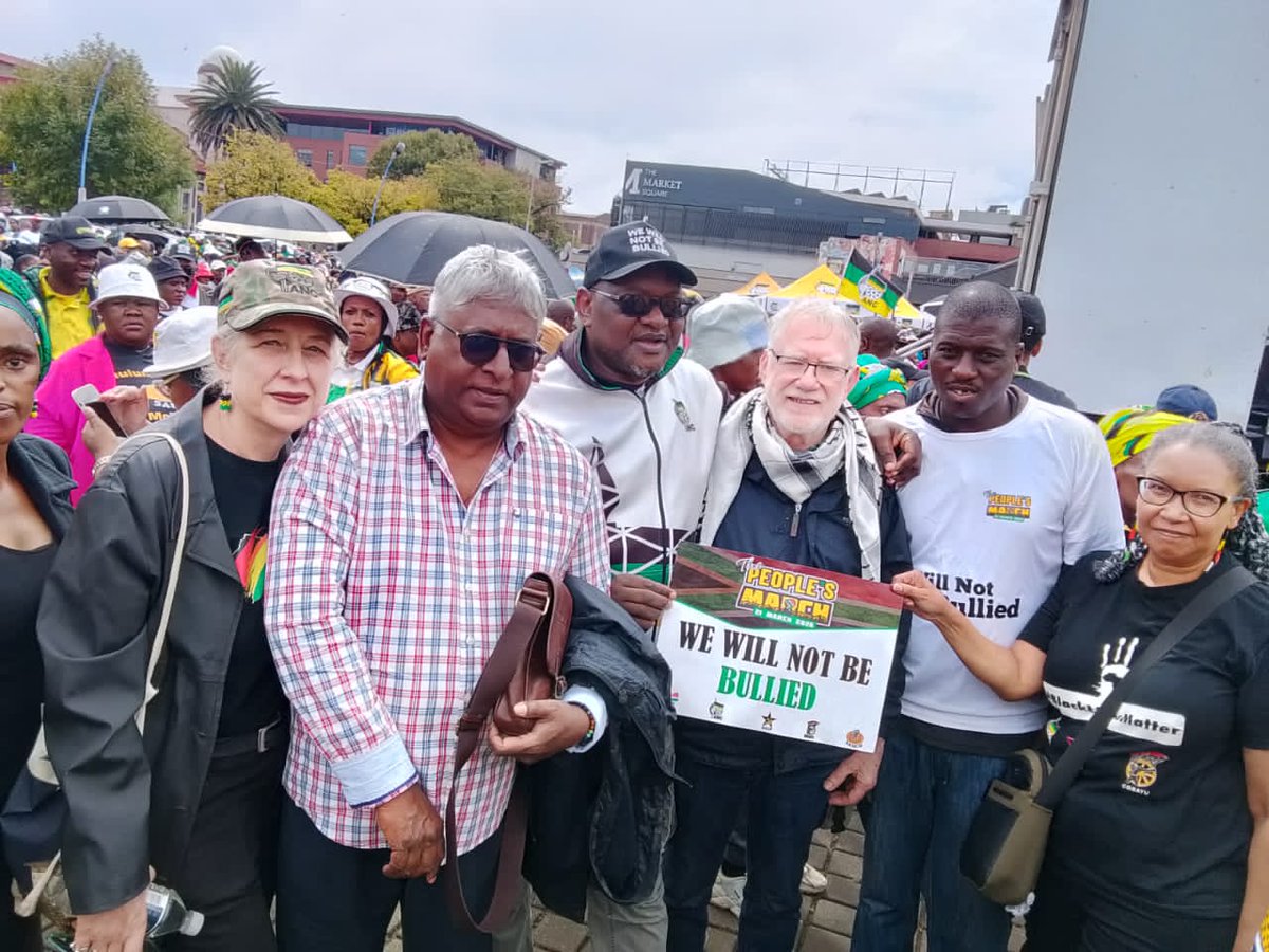 AlexMediaHack's tweet photo. #peoplesmarch #wewontbebullied #sovreignty @anc https://t.co/hCRs2QUFNS