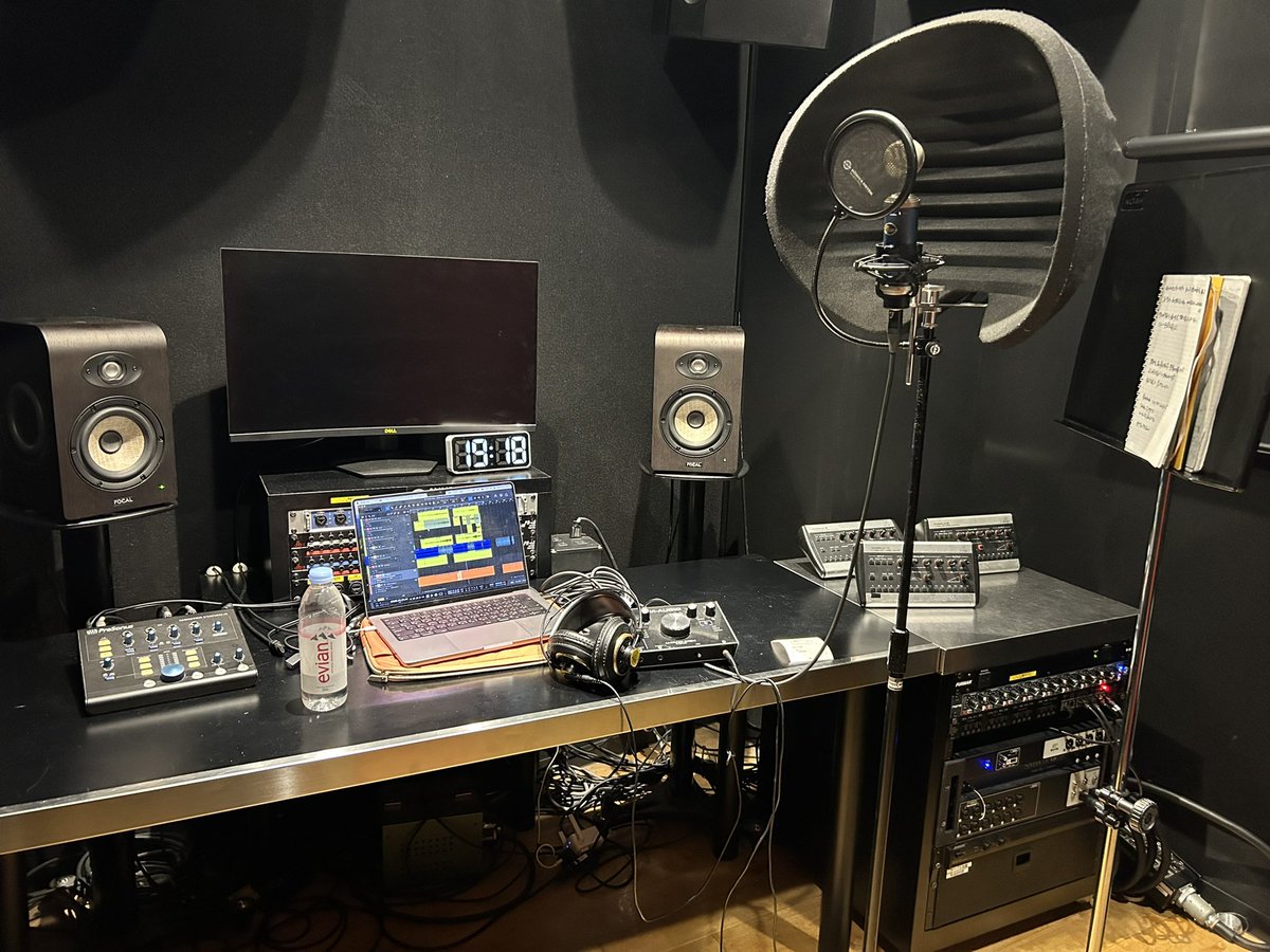 レコーディングスタジオはじめて使った！！プロフィールに宅録って書いてるのに、、()