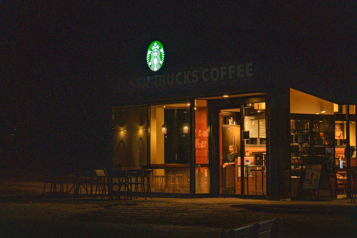 Akari | 街とカフェのsnap tweet media