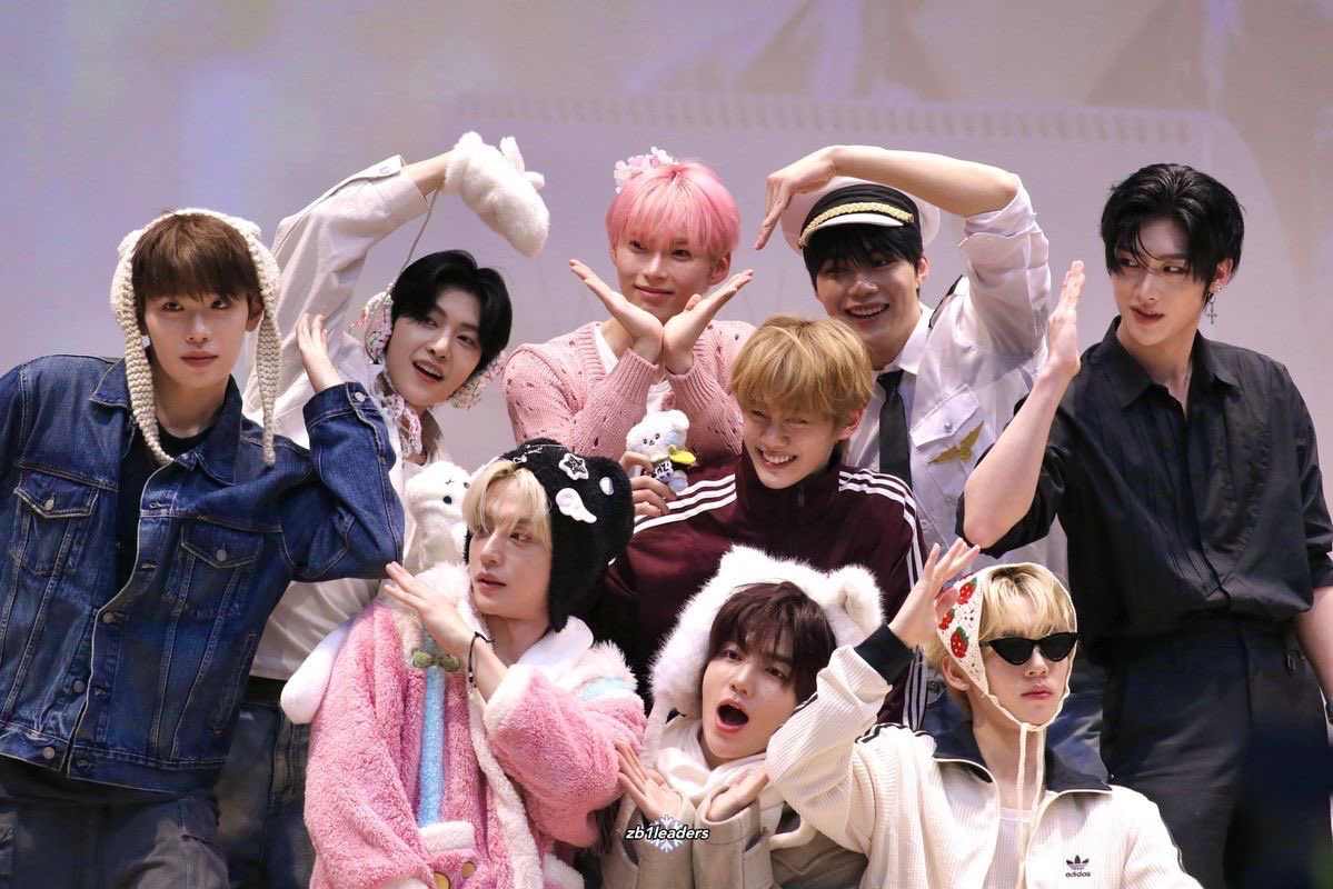 juls 🍥 tweet media