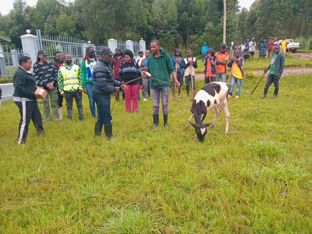 RYVCP-Huye District tweet media