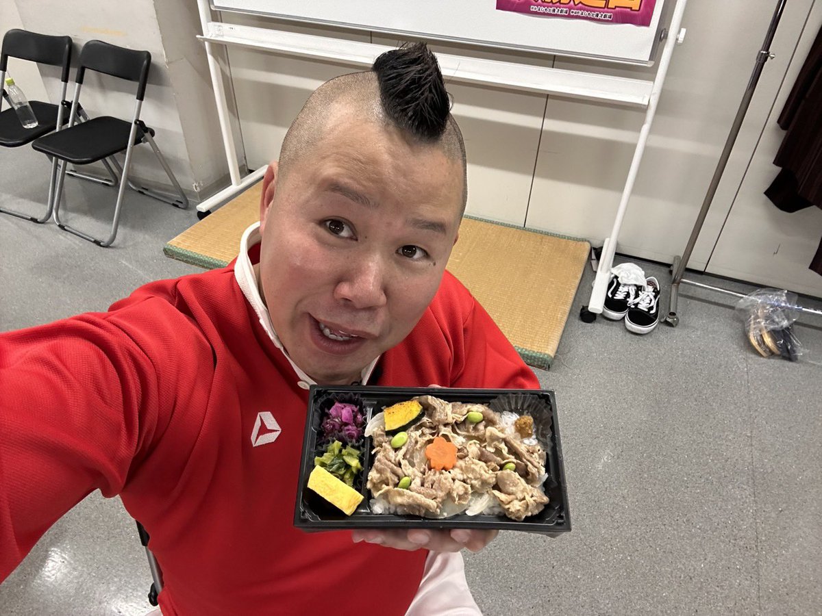 パピヨン ノリ💪🏽💪🏽💪🏽 tweet media