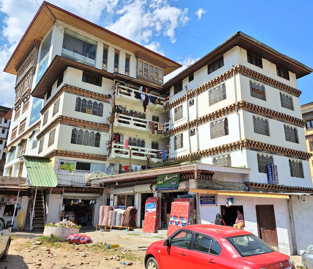 ろばくん tweet media