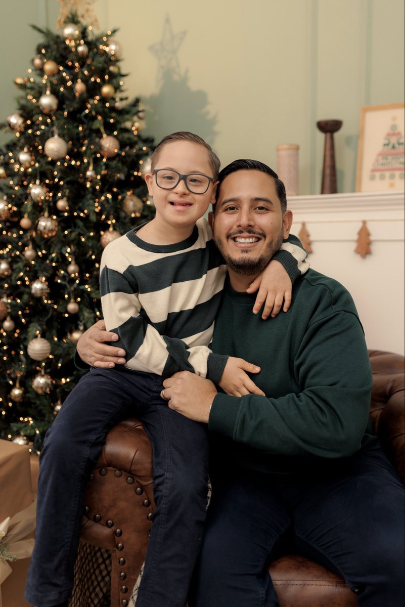 Gracias por enseñarme a ver la vida con el corazón.

Te amo . 

#Inclusión #21marzo #downsyndromeday