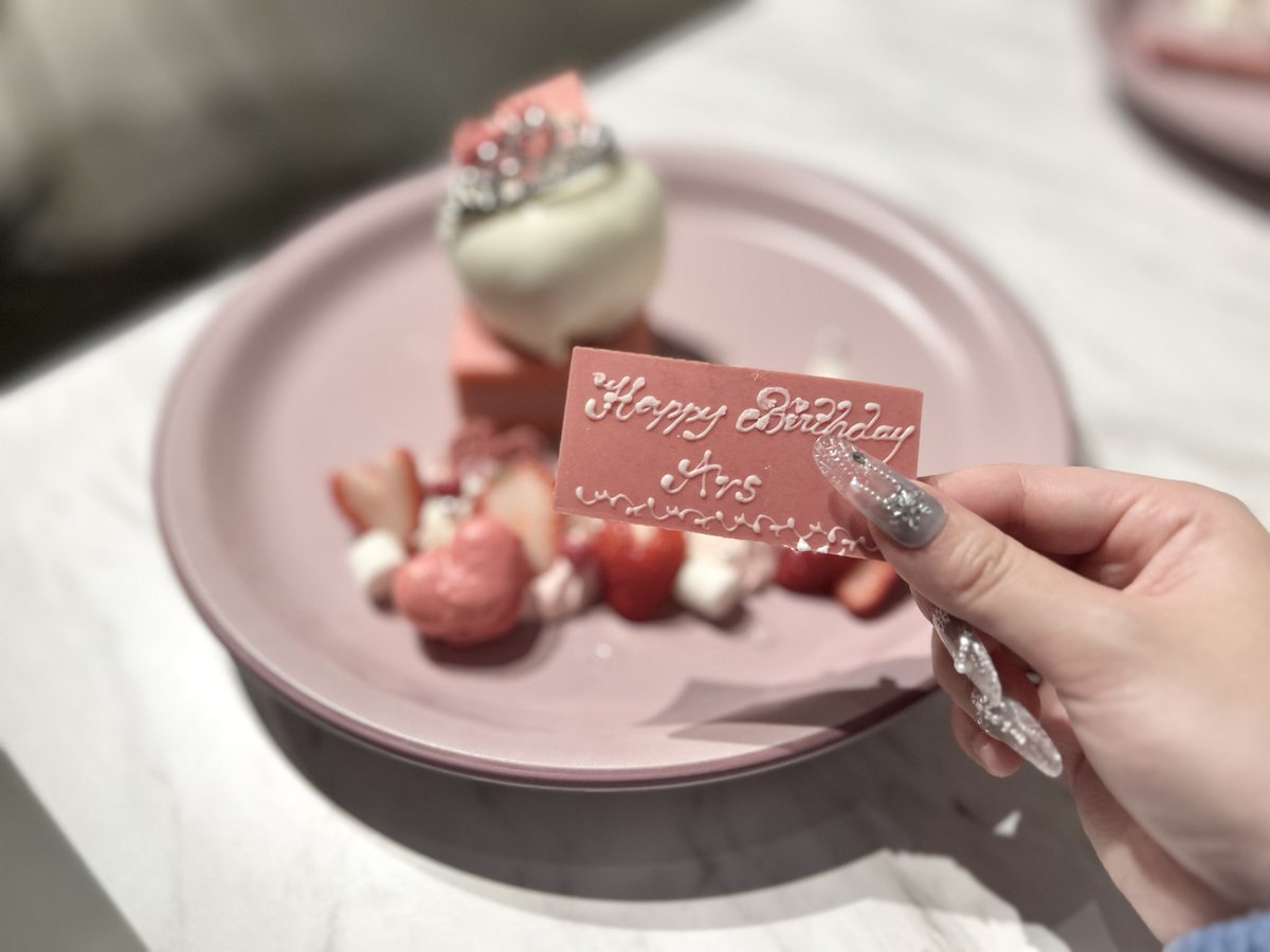 ゆきな tweet media