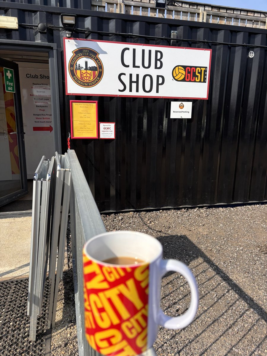 Samantha tweet media