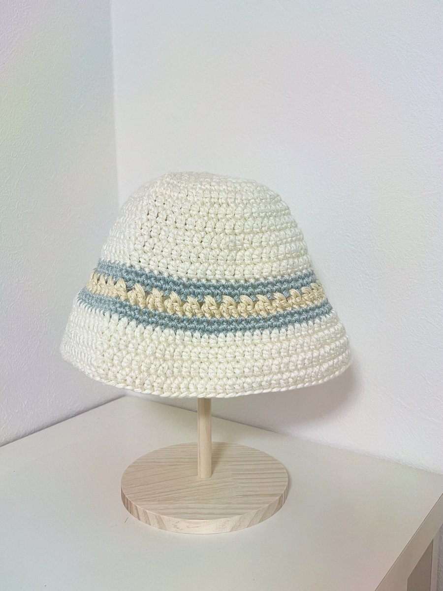 Kichita03's tweet photo. 春夏用のコットンバケットハット編んでみました🧶
デザフェス63にて販売します🧸♡
#デザフェス63 #デザフェス #かぎ針編み https://t.co/LS3evCv07P