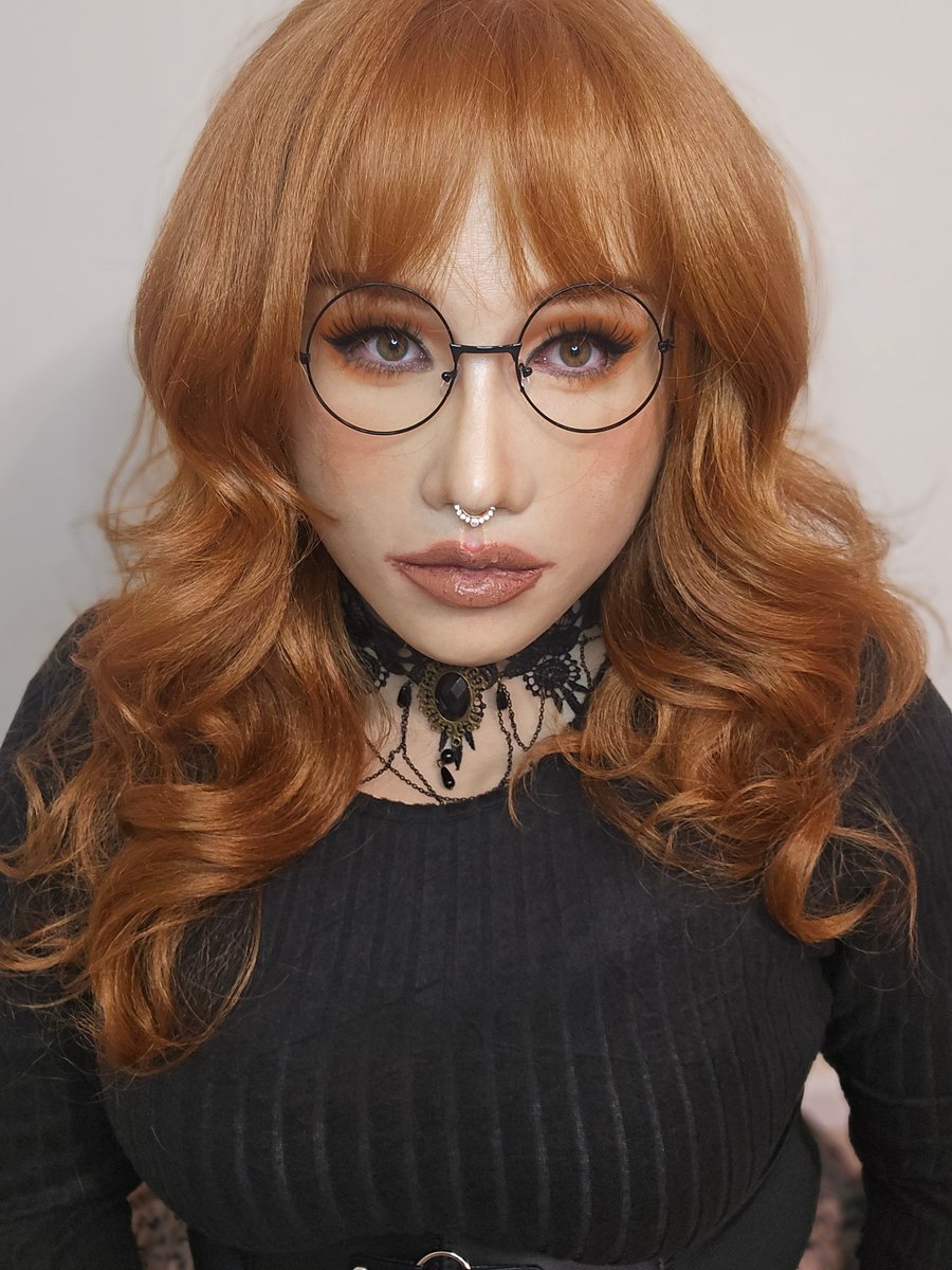 Samantha W tweet media