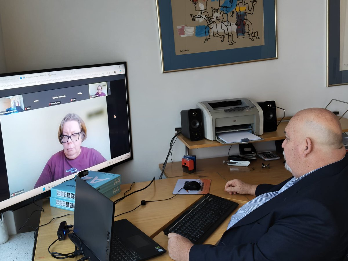 Participe en video conferencia organizada por Amigos solidarios con Cuba y el Partido SKP sobre la situación actual del país y la lucha diaria del pueblo cubano por superar los obstáculos y el Bloqueo recrudecido del gobierno de EEUU contra Cuba. Agradezco a todos por sus