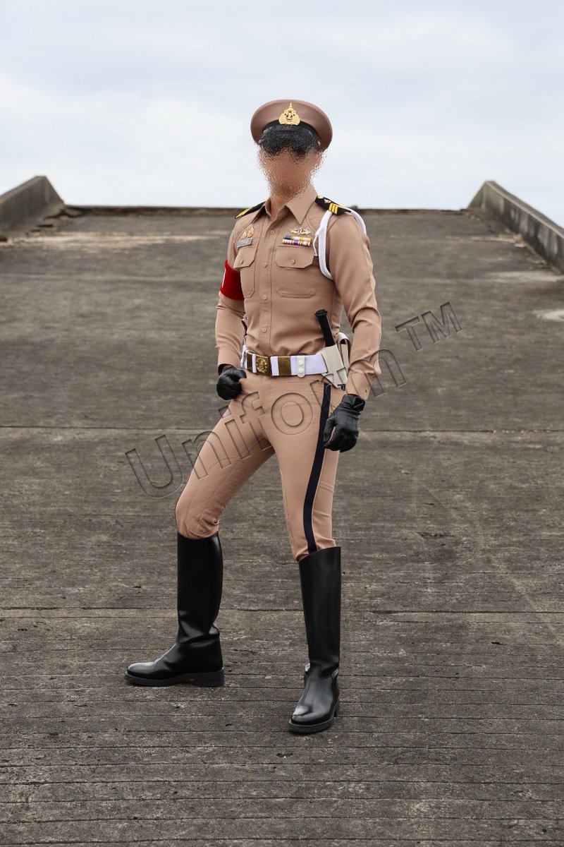 Uniform™ tweet media