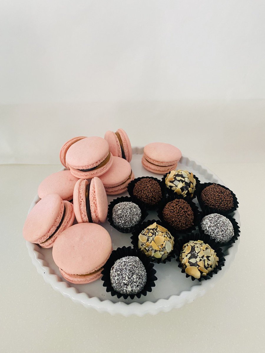 williamest lovestruck fanmeeting in manila

part 7: welcome desserts for williamest made with love by <a href="/zaliesmote/">SMOTE 🎸🦈🇵🇭</a> x <a href="/luvfairyfairies/">v ✧˚.🎀༘⋆ ⁠</a> 

—i already dropped this at the metrotent earlier this morning. i hope williamest will love it because this was actually made by a talented filo