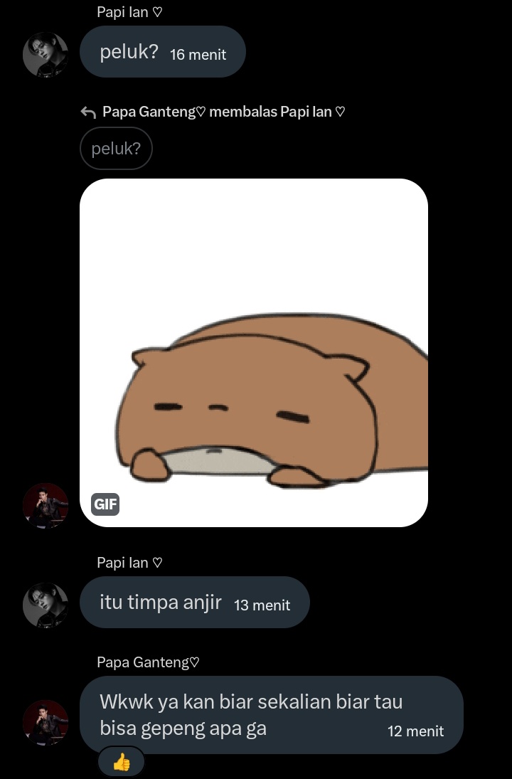 Punya papa sama papi lucu banget😭😵