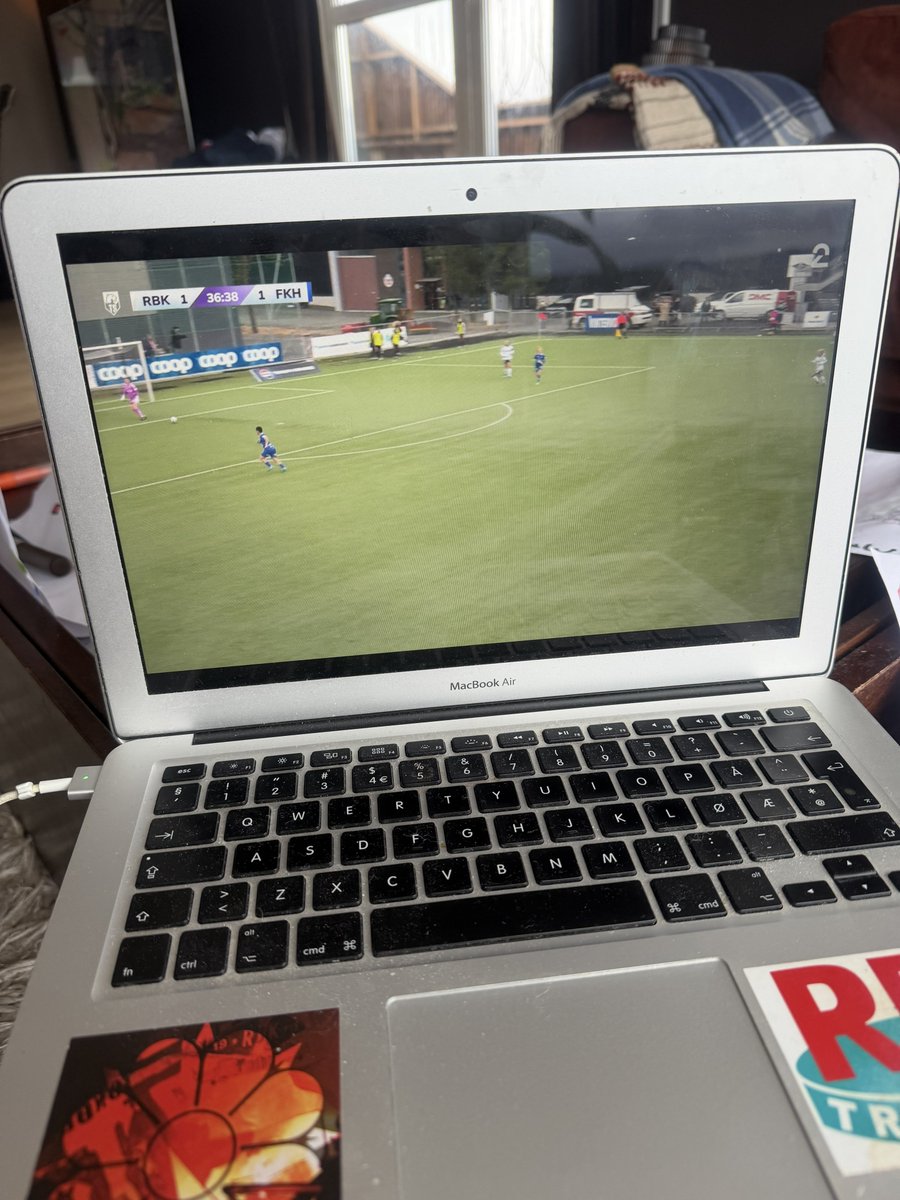 Emil Almås tweet media