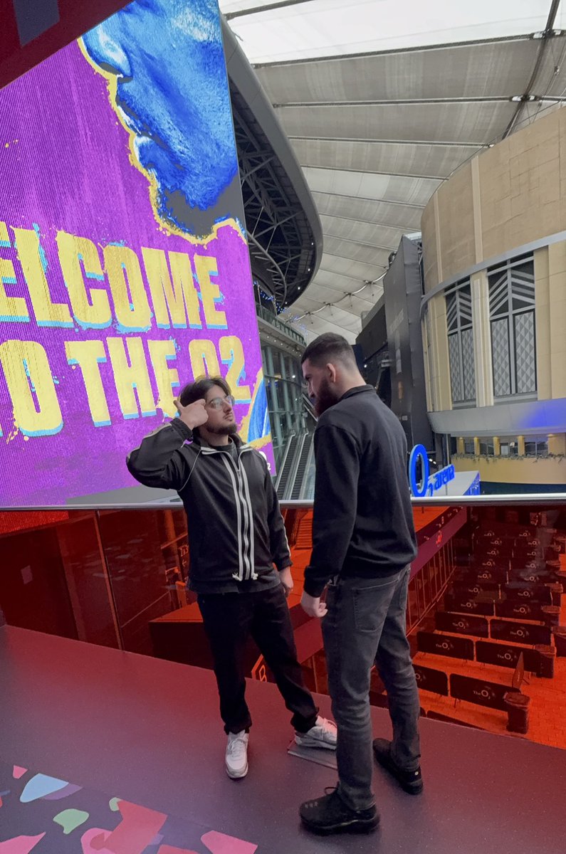 TEDDY @ UFC London tweet media