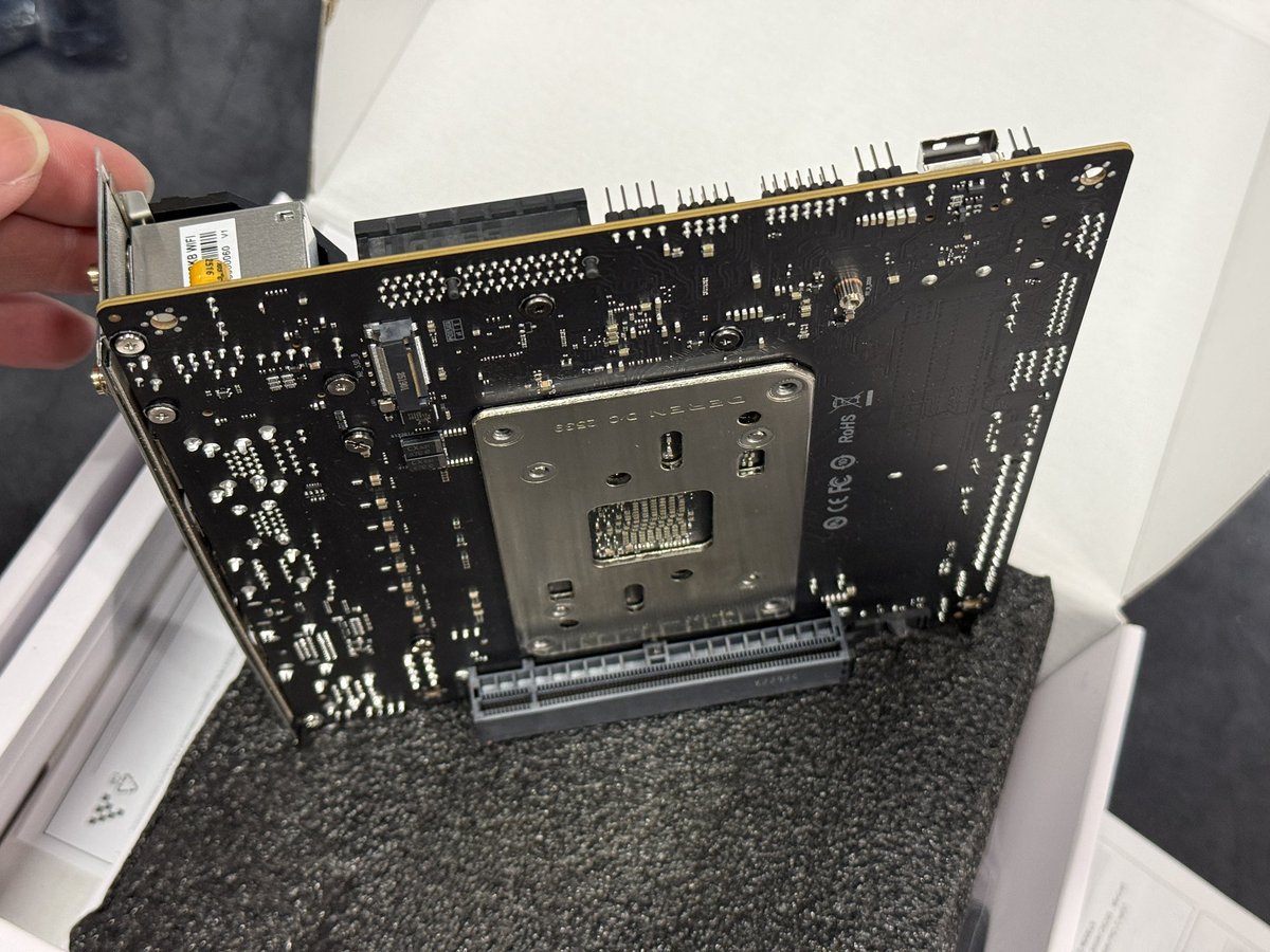 M氏 モリケン自作PCチョットデキル tweet media