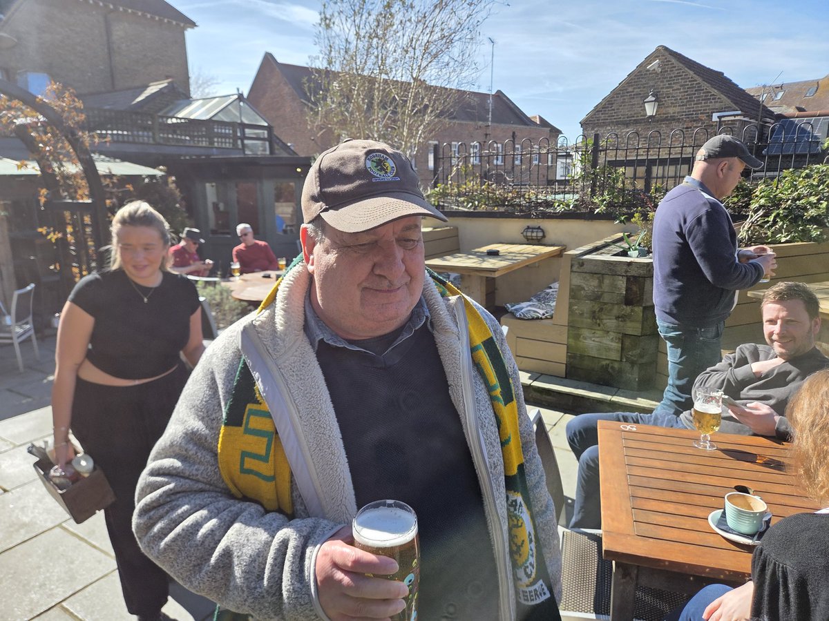 Lardy Army tweet media