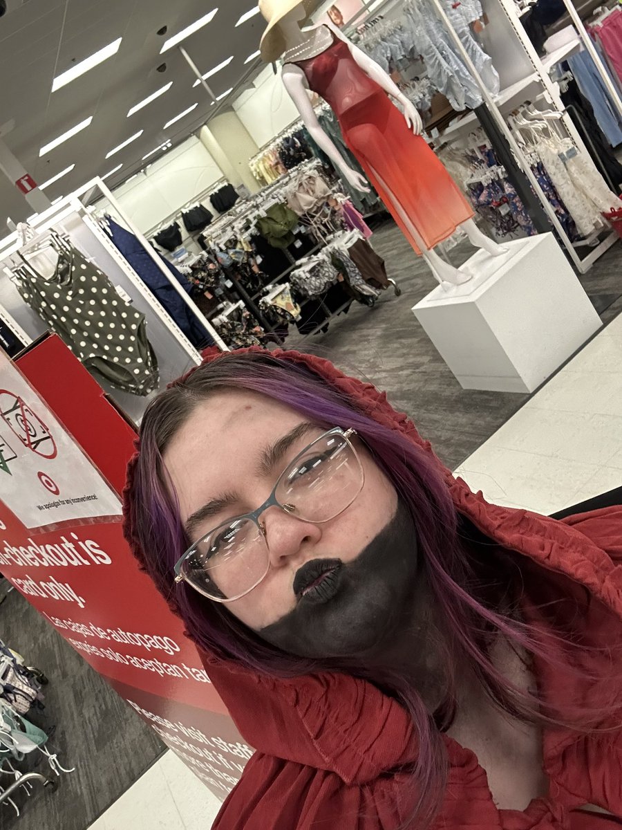 kindella ⊬🥀🕯️ tweet media