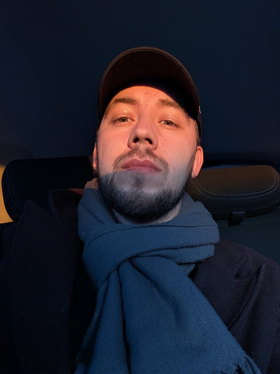 Рамон Кардомон tweet media