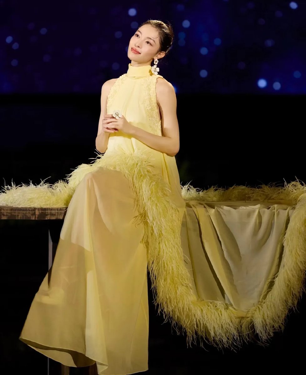 moogoojo tweet media