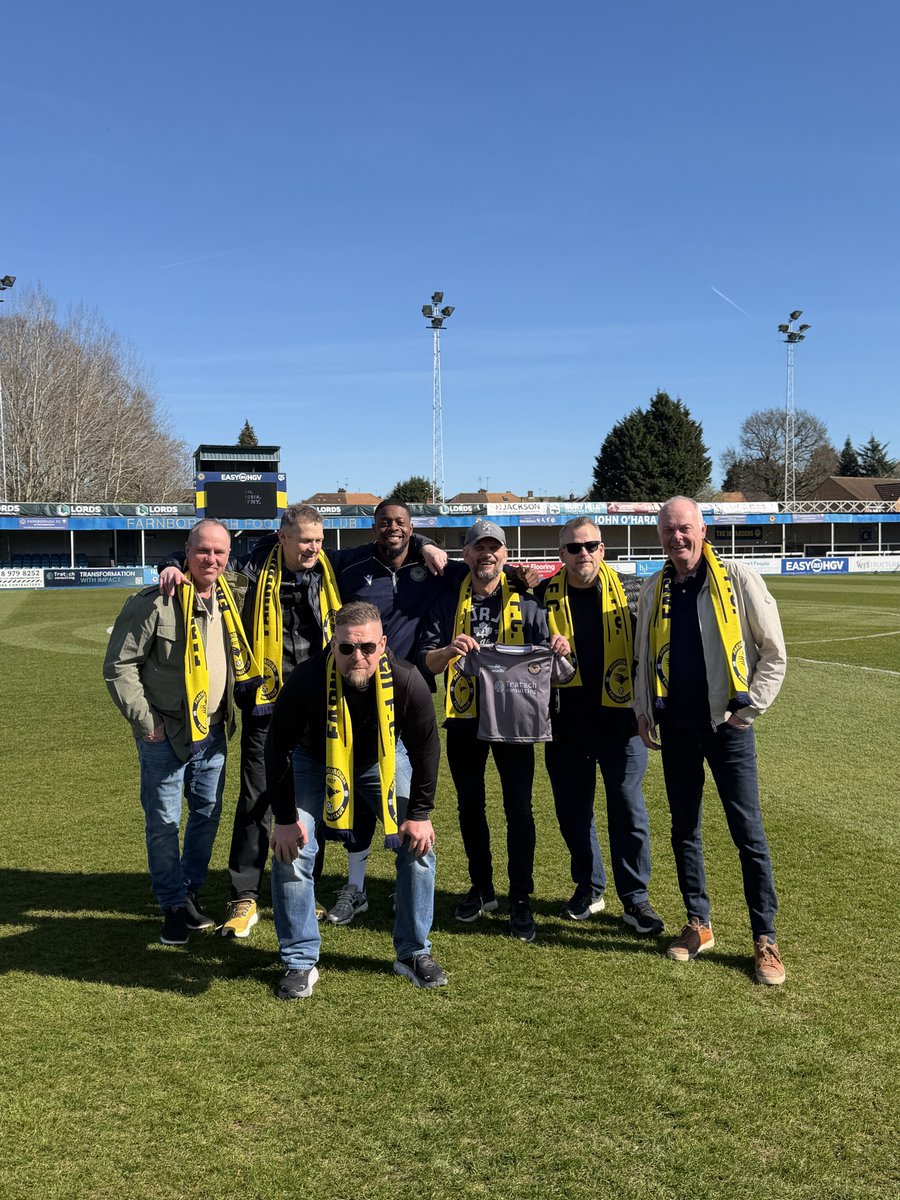 Farnborough FC tweet media