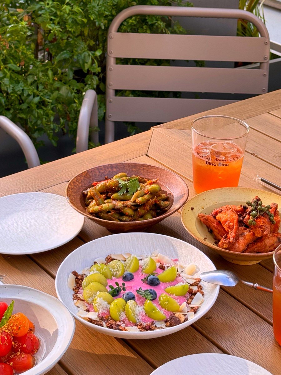 † Baylen † tweet media