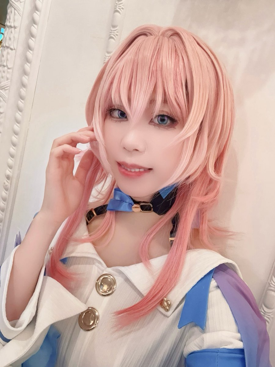 おそくほーすぎる笑
三月なのかしてました！！美男美女に囲まれて幸せでした〜🩵🩷
 #この世の楽園ピノコニー併せ0321