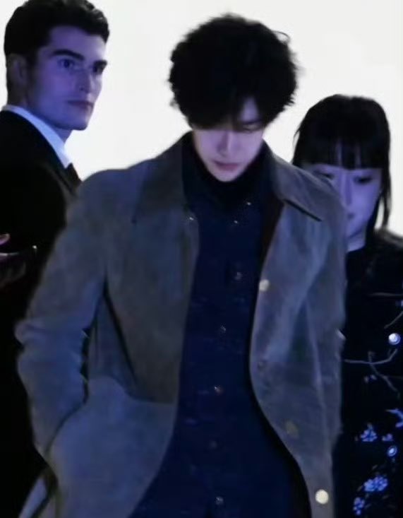 ละกุชอบอะไรแบบนี้มาก ไม่ได้ตั้งใจแอคแต่โคตรหล่อ เหมือนติดแอคตลอดเวลา จริงๆเปล่าหรอก แอคต่างหากที่ติดพี่มันㅠ ㅠ ㅠ ㅠ