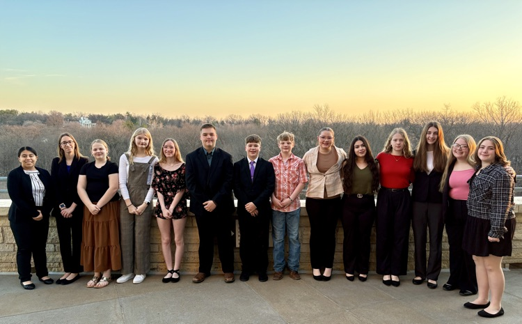 Lyons Decatur tweet media