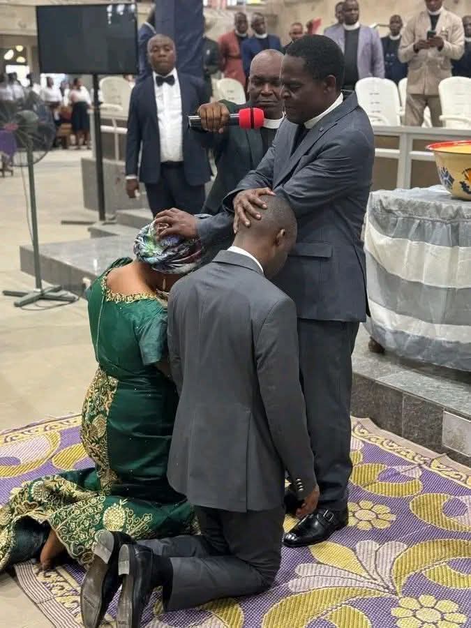 Bapfakurera tweet media