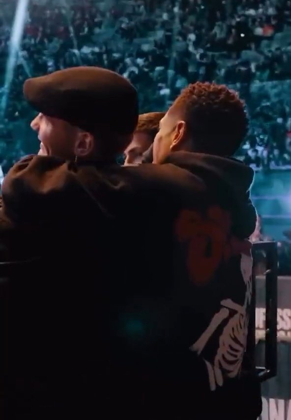 jane 🍉 rest tweet media