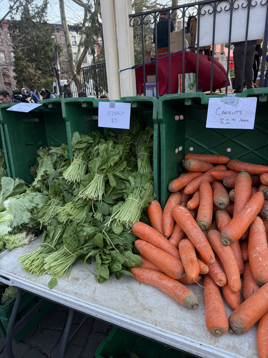 rachaelsacks.eth tweet media