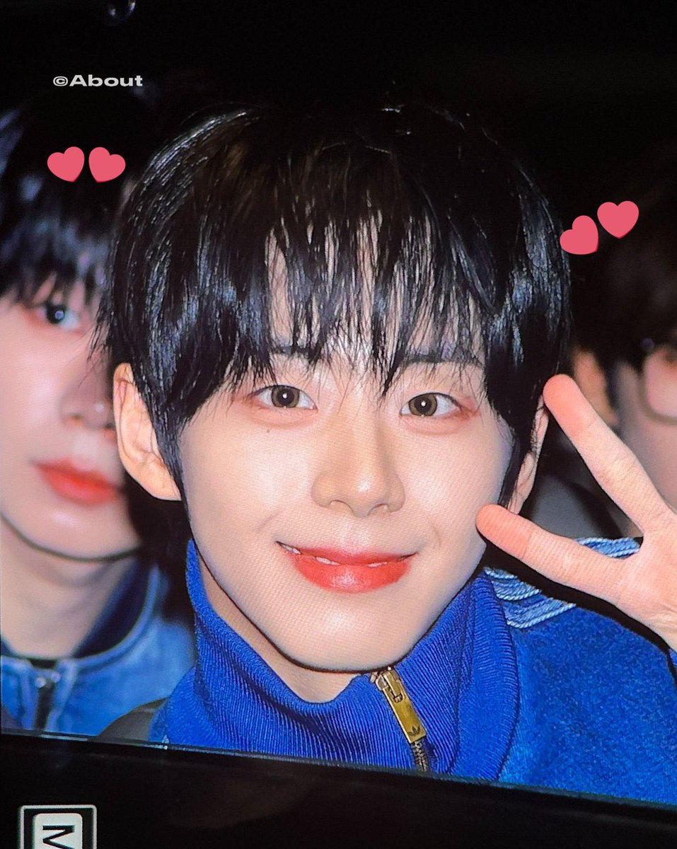 zel ⪩⪨ tweet media