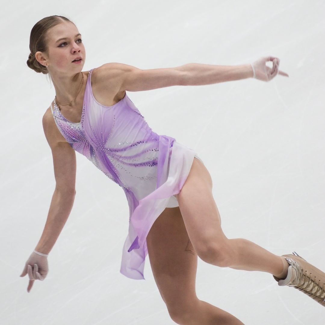 sofya ❄️ tweet media