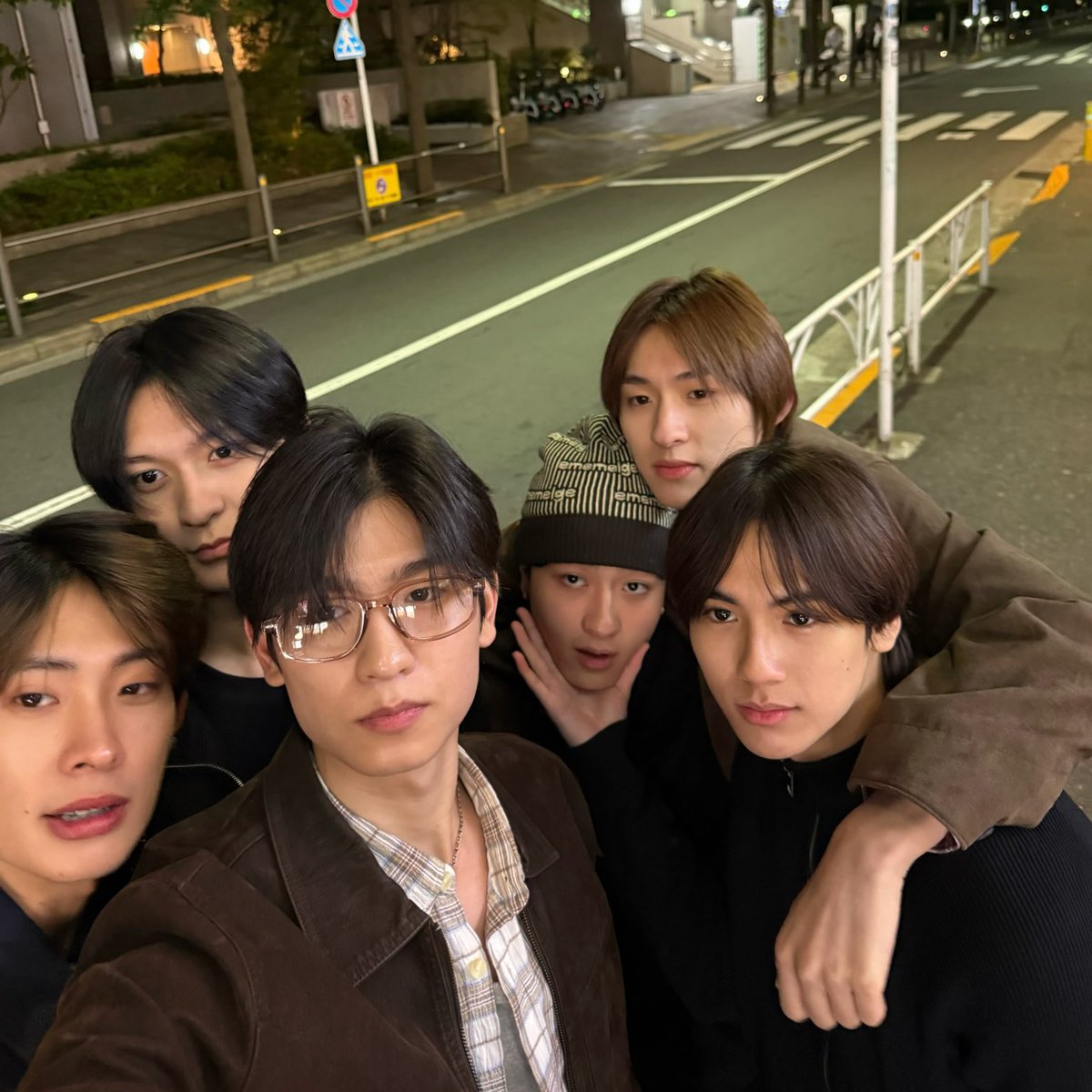 𝓡 𓈒 tweet media