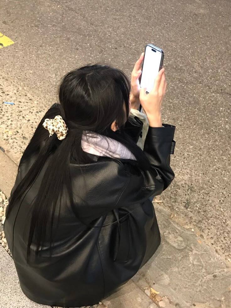 selfolssi ♤ tweet media