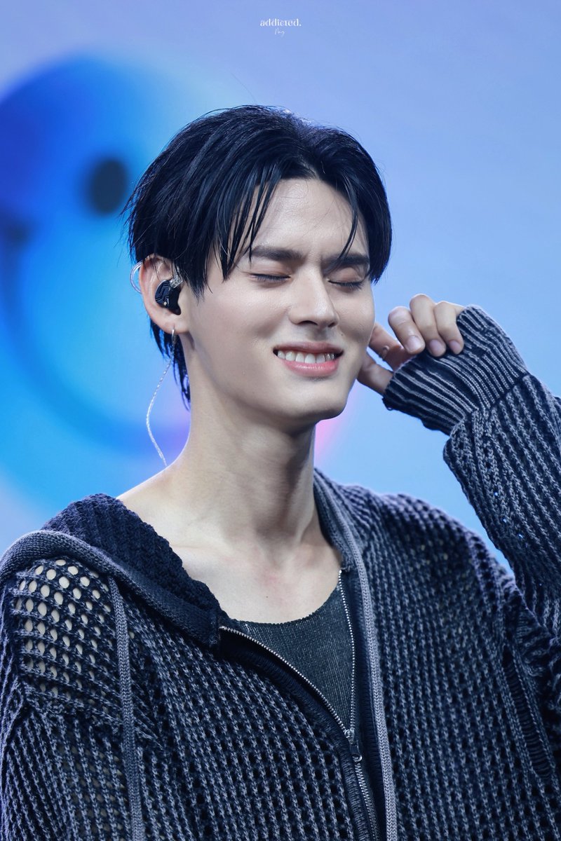 addicted. tweet media