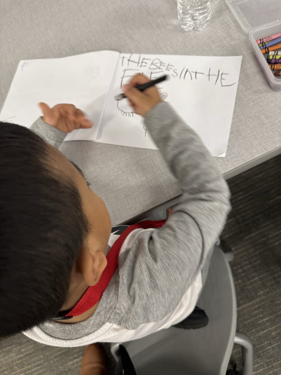 Eva Perales tweet media