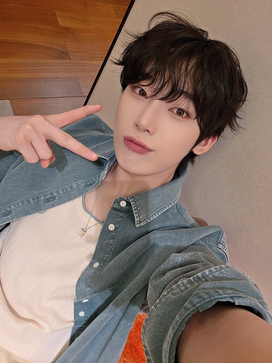 Sunoo, dè Kim tweet media