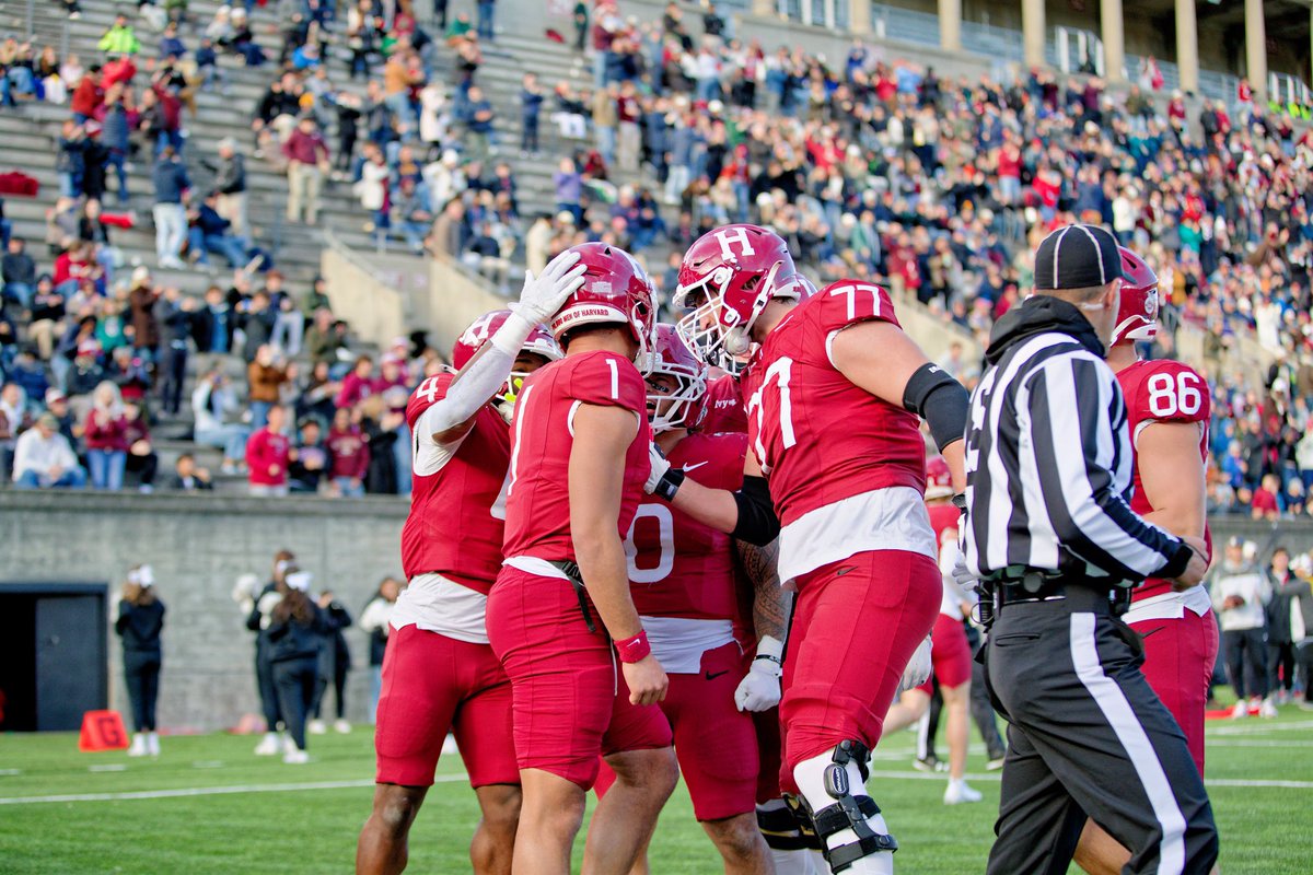 CoachJimJackson's tweet photo. When we score, celebrate with your teammates!!!
#FFEO
#GetAPiece https://t.co/m5OgXEtXSu