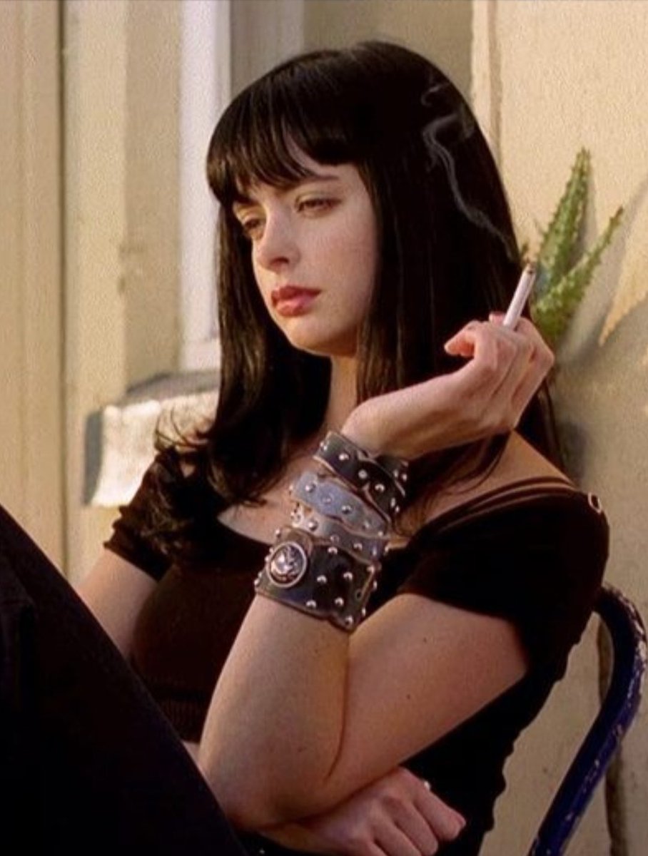 чак нормис tweet media